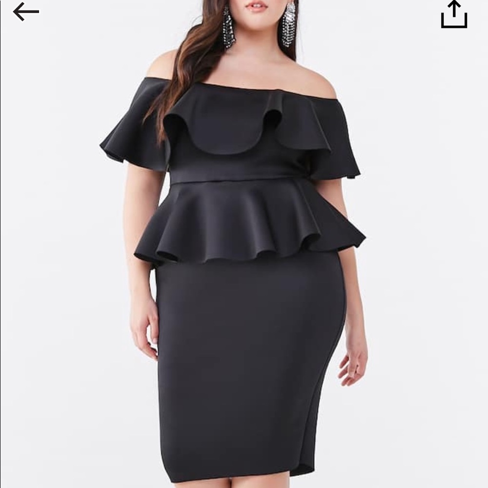 Black plus size off the shoulder bodycon dress